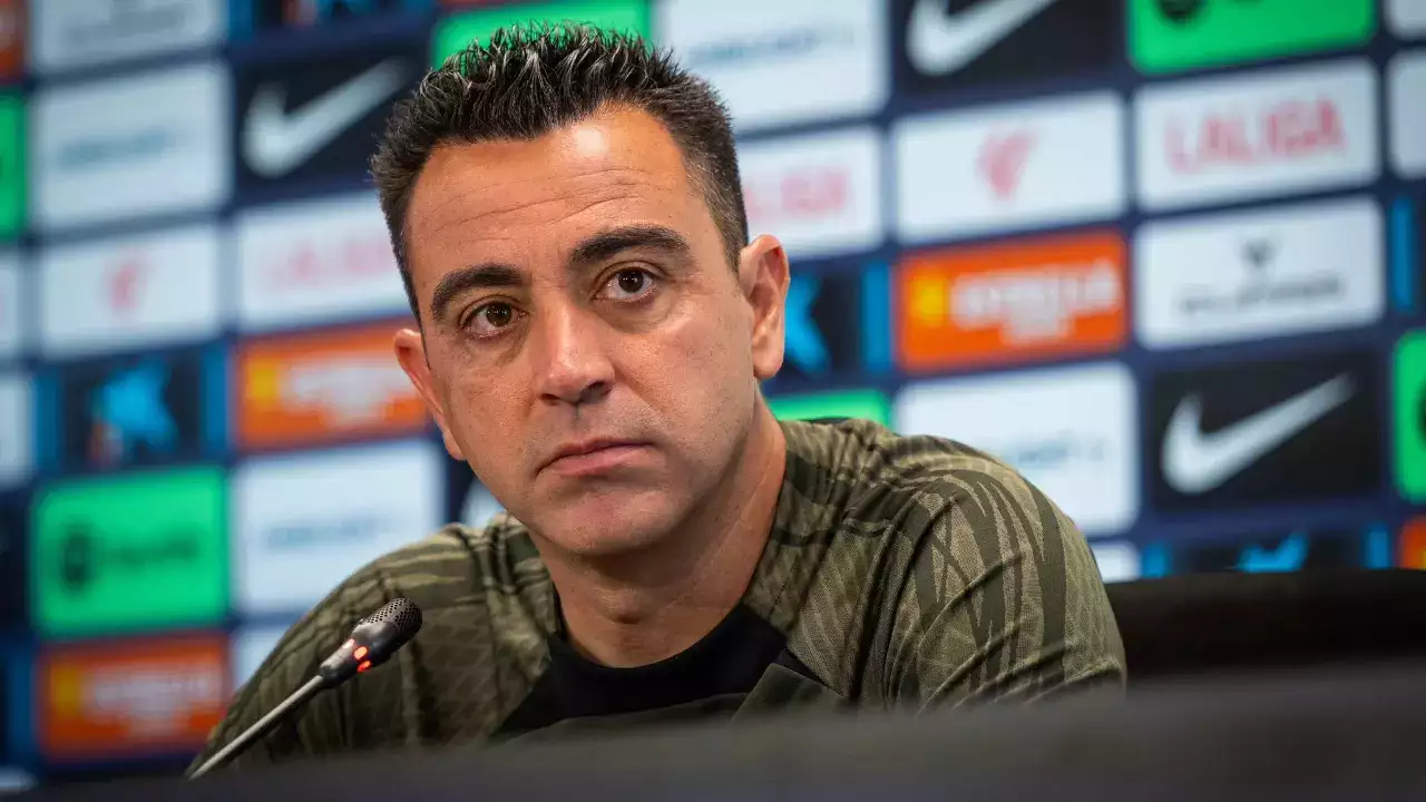 Barcelona Sack Coach, Xavi Hernandez