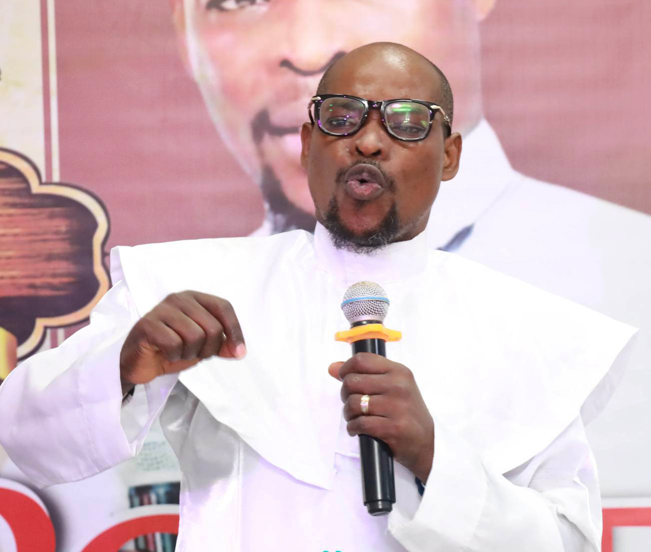 Prophet Ekunola Davies Stresses Leadership Responsibility and Obedience